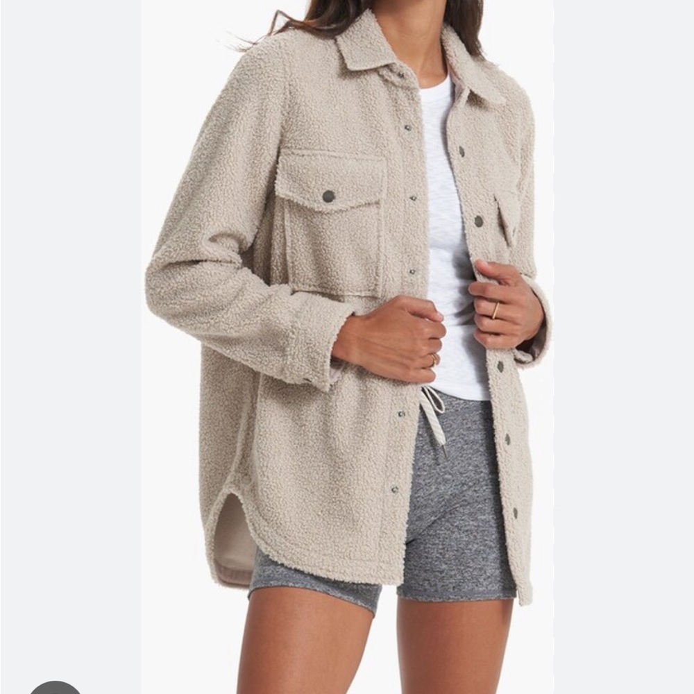 Vuori Sherpa Shacket